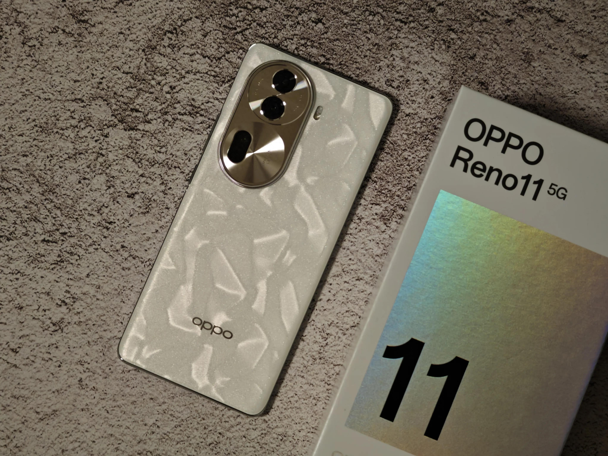 opporeno11什么时候上市（OPPO Reno11全面评测报告：两千元区间的时尚影像良品）