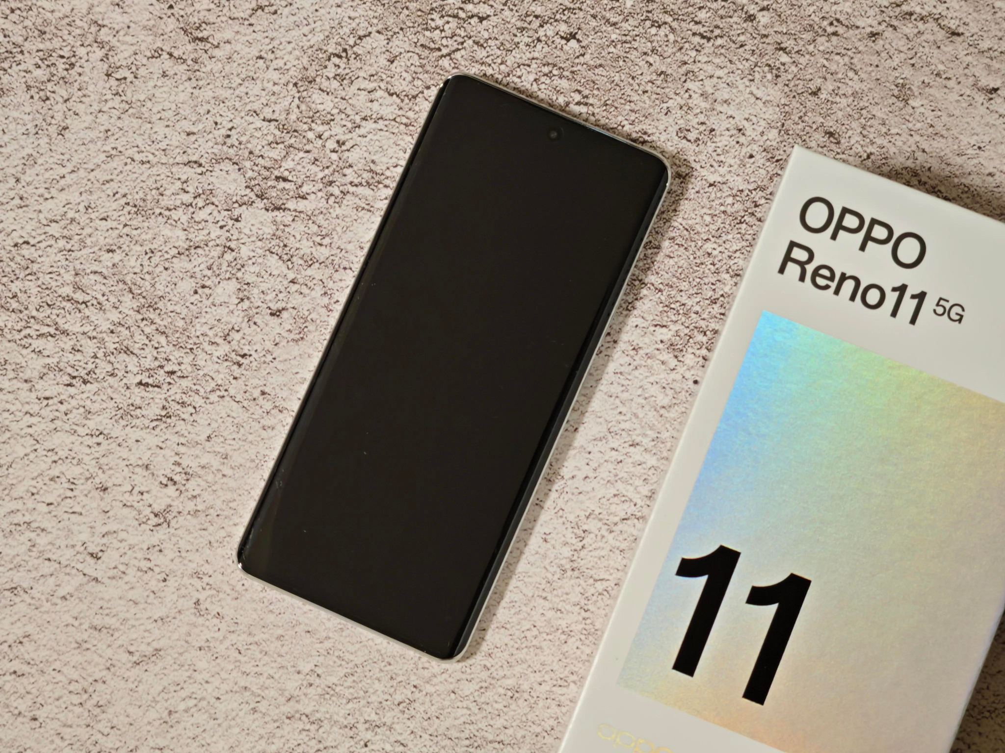 opporeno11什么时候上市（OPPO Reno11全面评测报告：两千元区间的时尚影像良品）