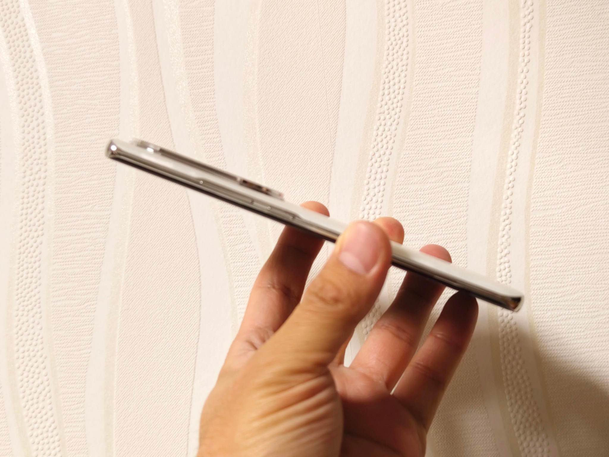 opporeno11什么时候上市（OPPO Reno11全面评测报告：两千元区间的时尚影像良品）