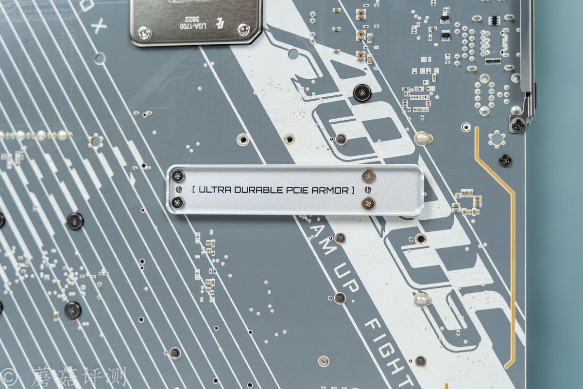 技嘉amd780g主板（用料给力，设计出色，功能强大，技嘉冰雕X Z790 AORUS PRO X主板 拆解）