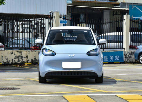 新款五菱缤果价格多少（新款五菱缤果续航410km，售价8.88万，你会考虑购买吗？）