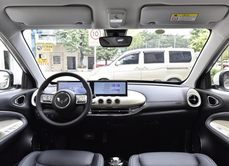 新款五菱缤果价格多少（新款五菱缤果续航410km，售价8.88万，你会考虑购买吗？）