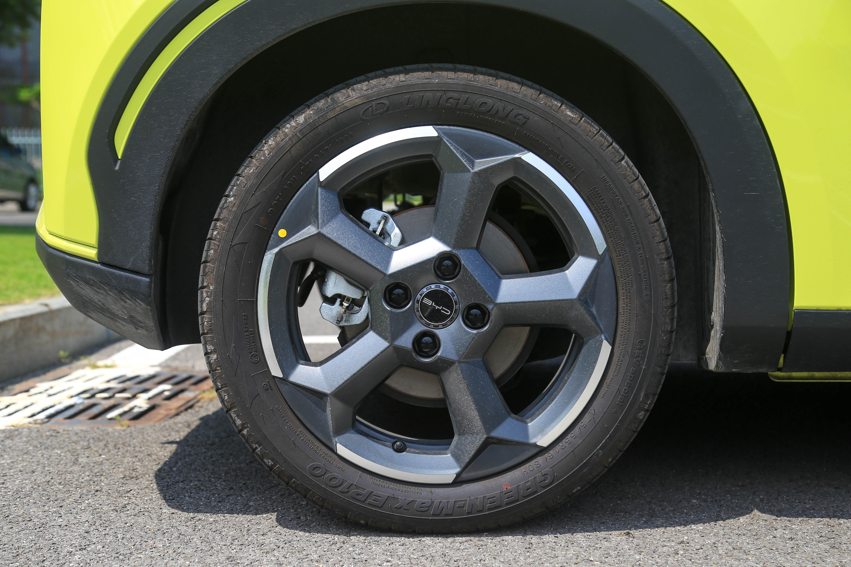 比亚迪新款海鸥什么时候上市白色（试驾比亚迪海鸥：不到10万可买，是大号老头乐还是小号正经车？）